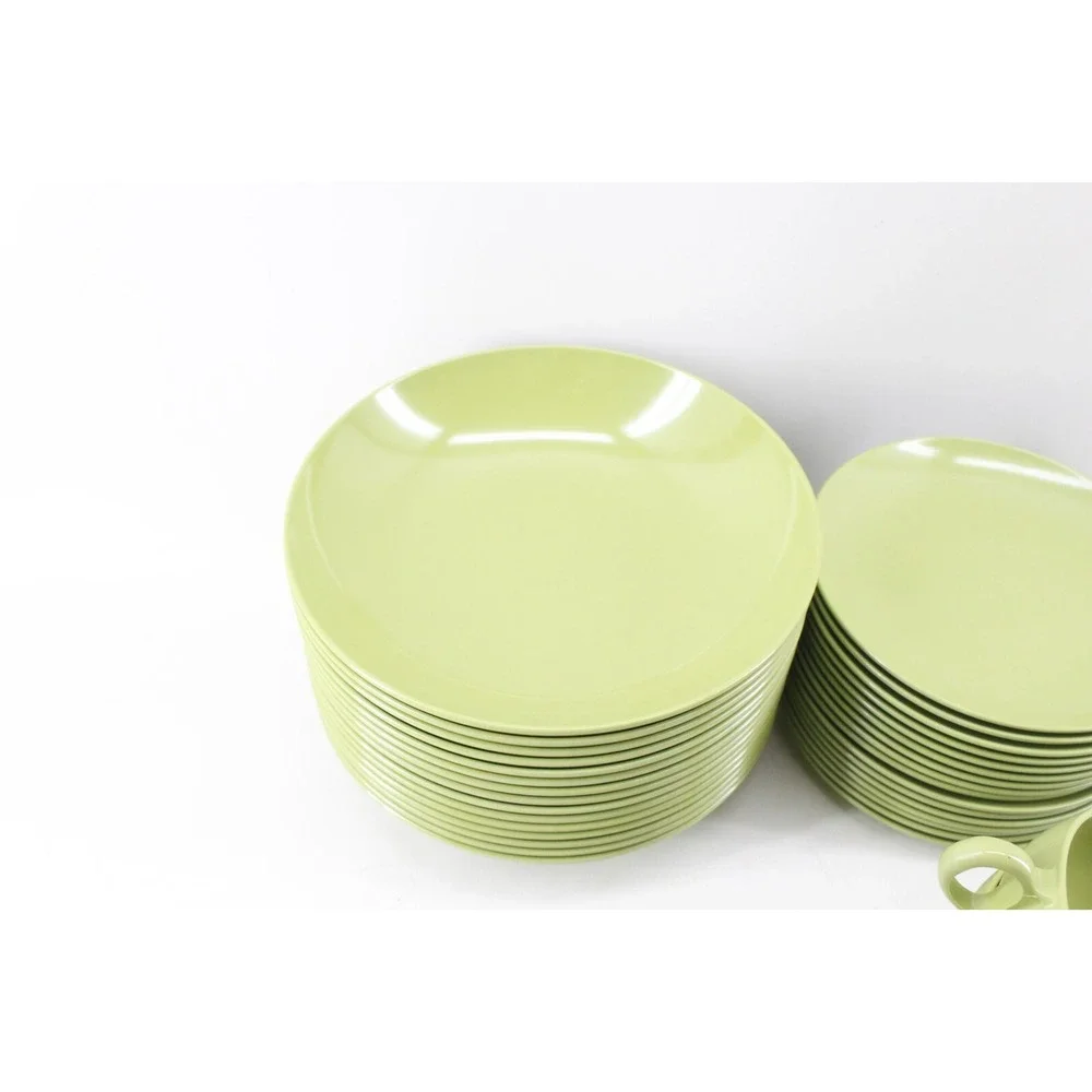 Vintage MCM‎ Oneida Melamine 70s Avocado Ivy Green Lot Of 42